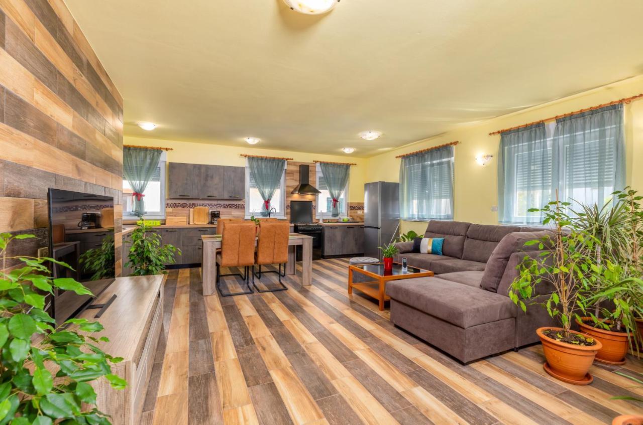 Apartmani Monte 普拉 外观 照片